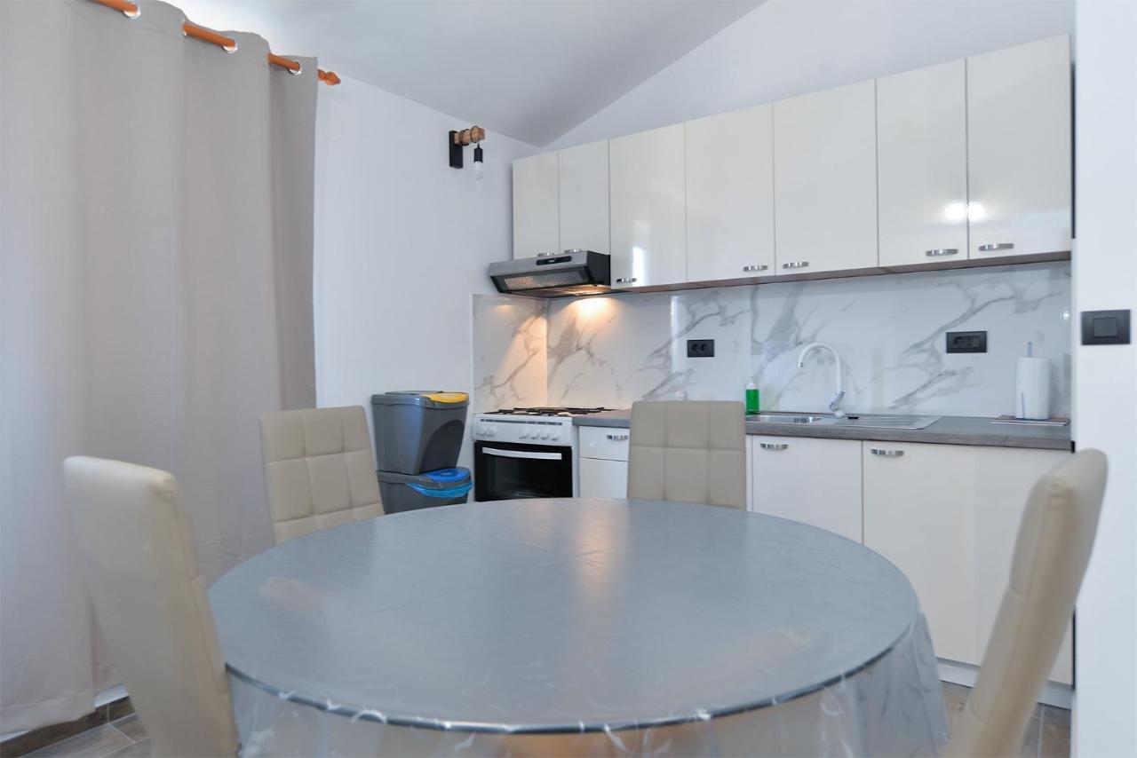 Apartments Elizabeta 1701 Fažana Dış mekan fotoğraf